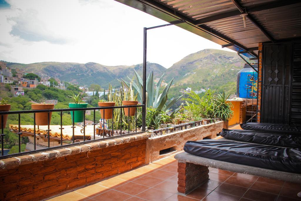 Hostal Casa De Dante กัวนาฮัวโต ภายนอก รูปภาพ