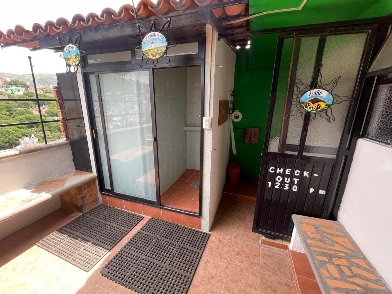 Hostal Casa De Dante กัวนาฮัวโต ภายนอก รูปภาพ