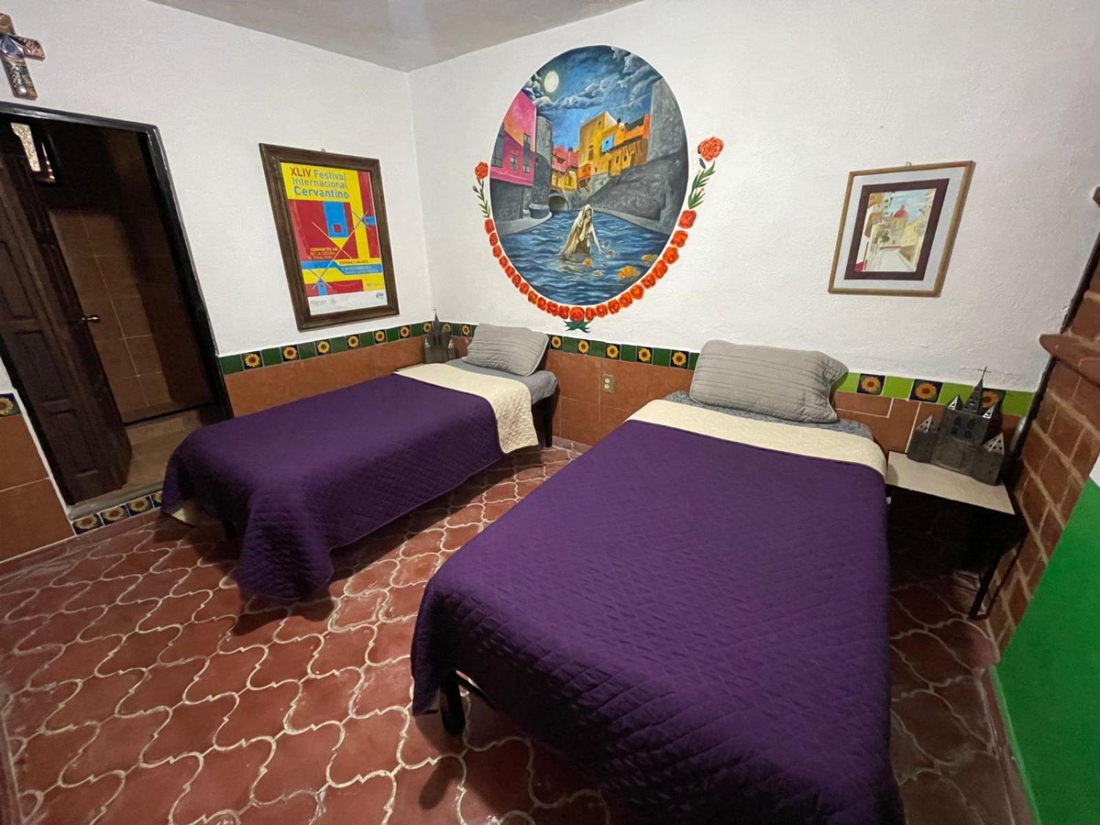 Hostal Casa De Dante กัวนาฮัวโต ภายนอก รูปภาพ