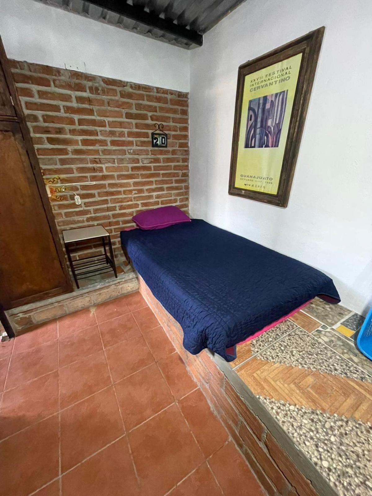 Hostal Casa De Dante กัวนาฮัวโต ภายนอก รูปภาพ