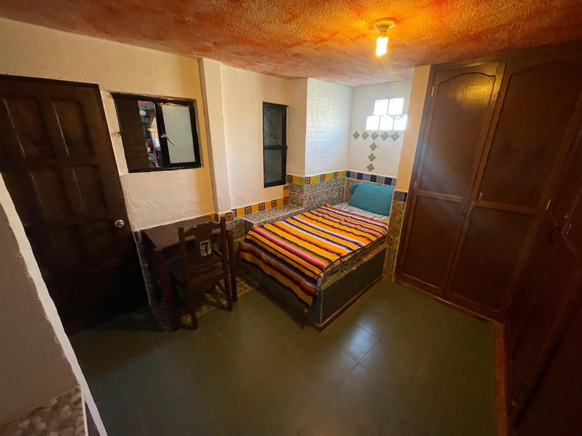Hostal Casa De Dante กัวนาฮัวโต ภายนอก รูปภาพ