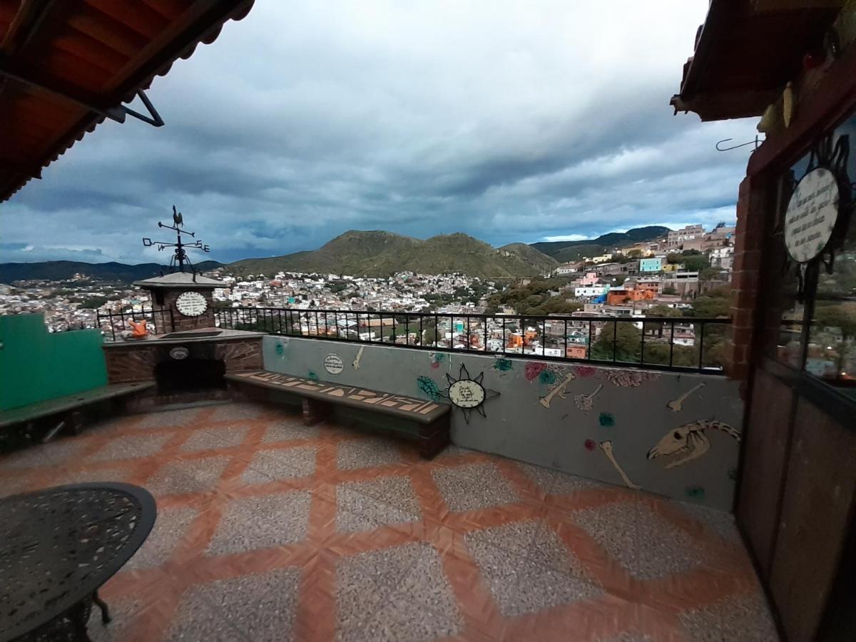Hostal Casa De Dante กัวนาฮัวโต ภายนอก รูปภาพ